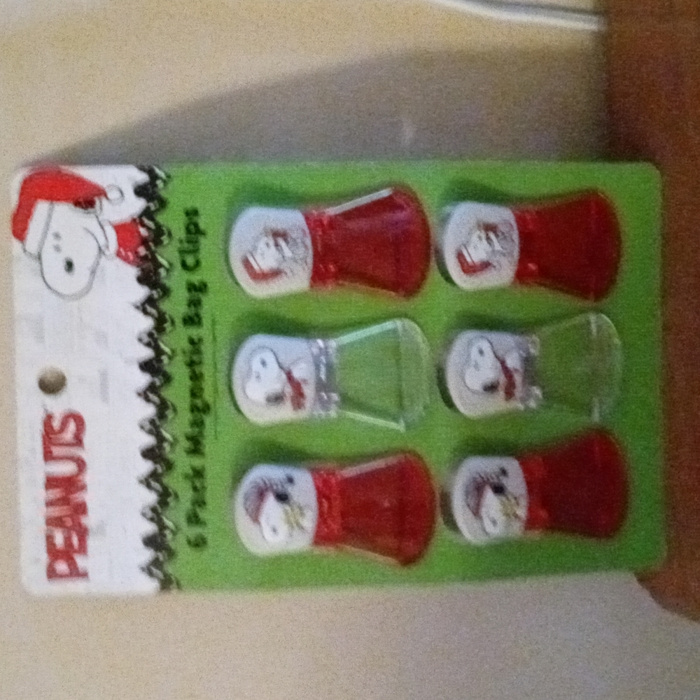 Snoopy Christmas chip clips
